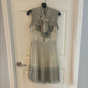 Elegant Cream and Green Women's Dress